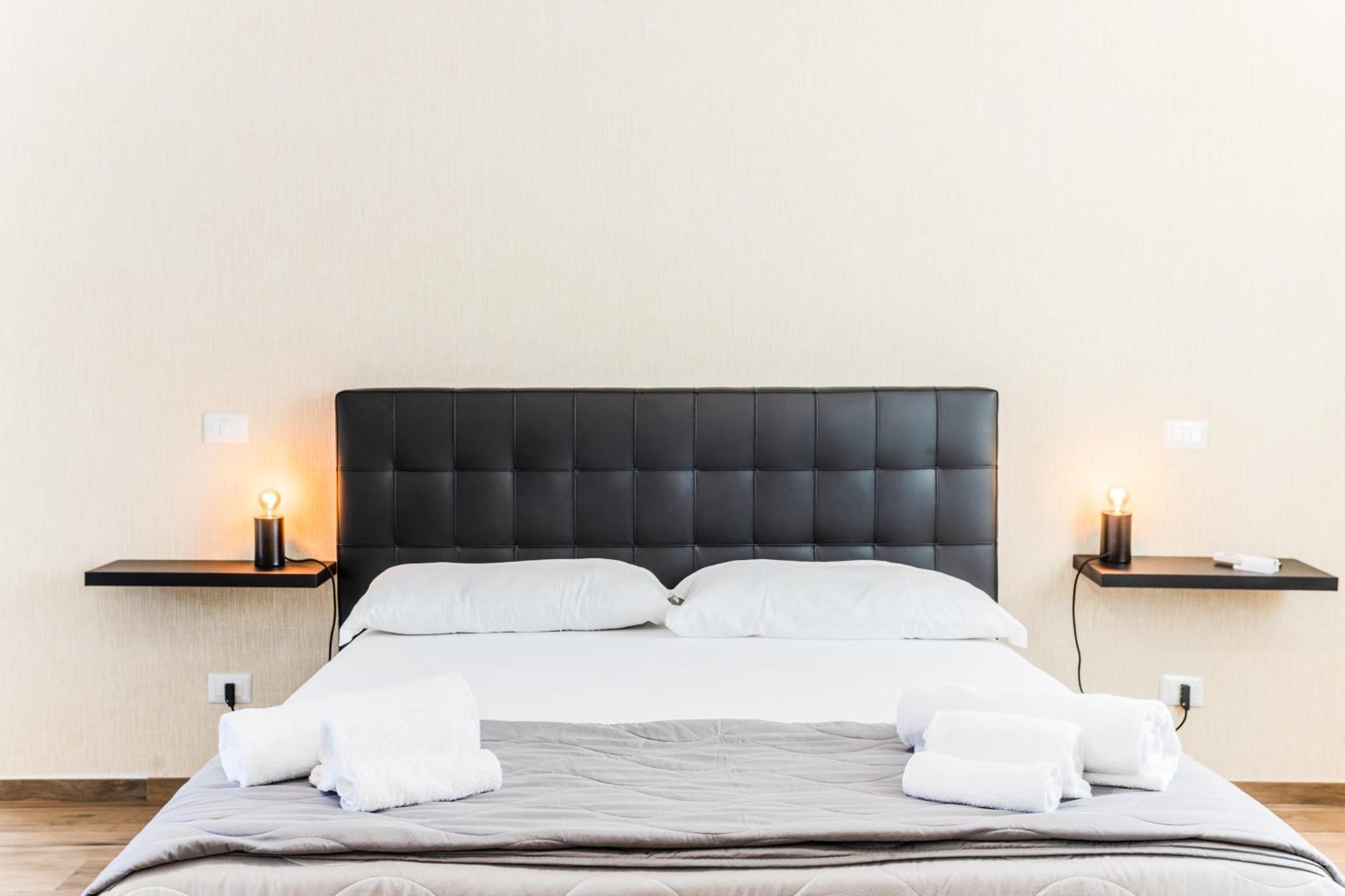 Pietramare Luxury Suites Bari Dış mekan fotoğraf
