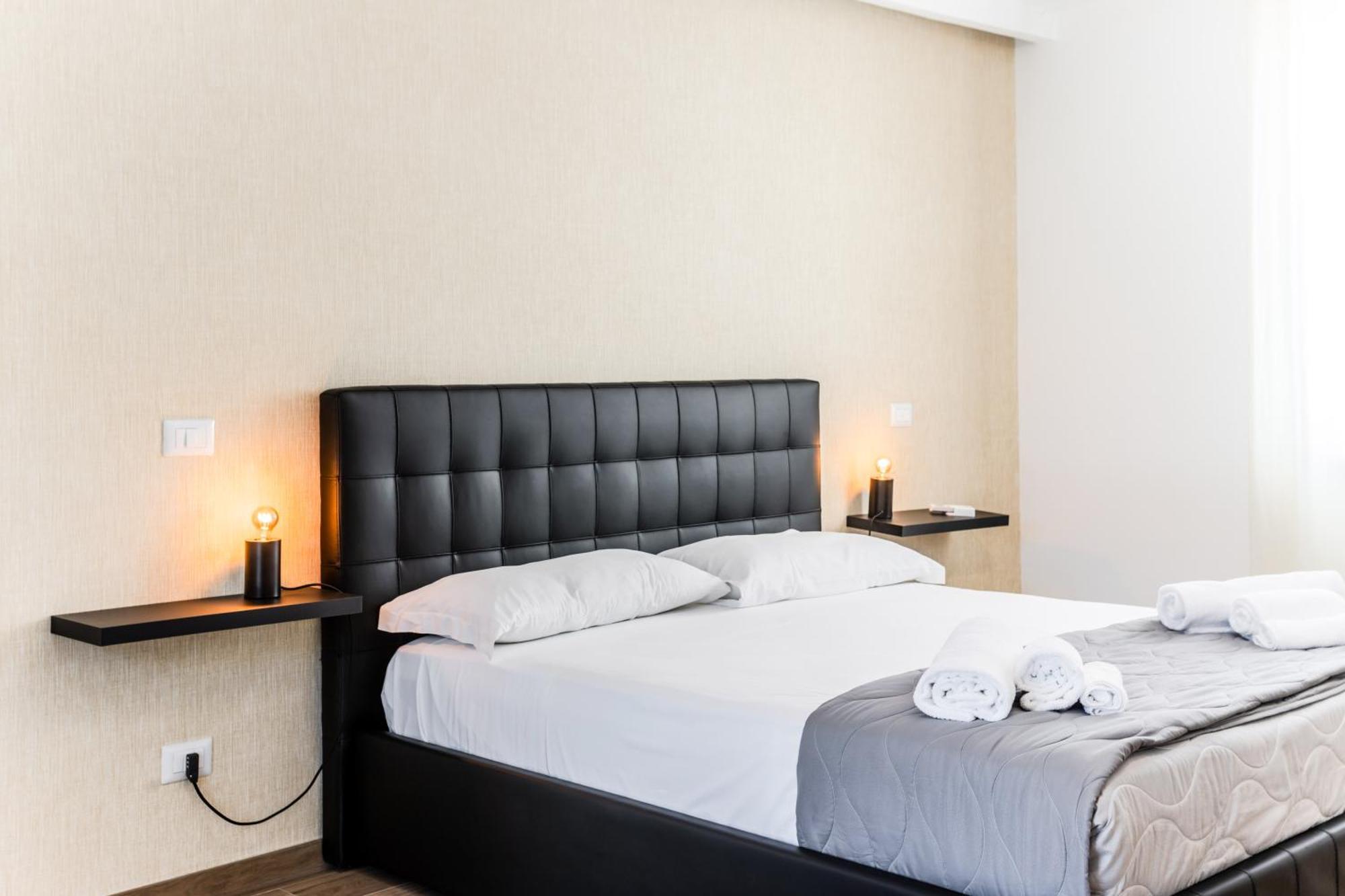 Pietramare Luxury Suites Bari Dış mekan fotoğraf