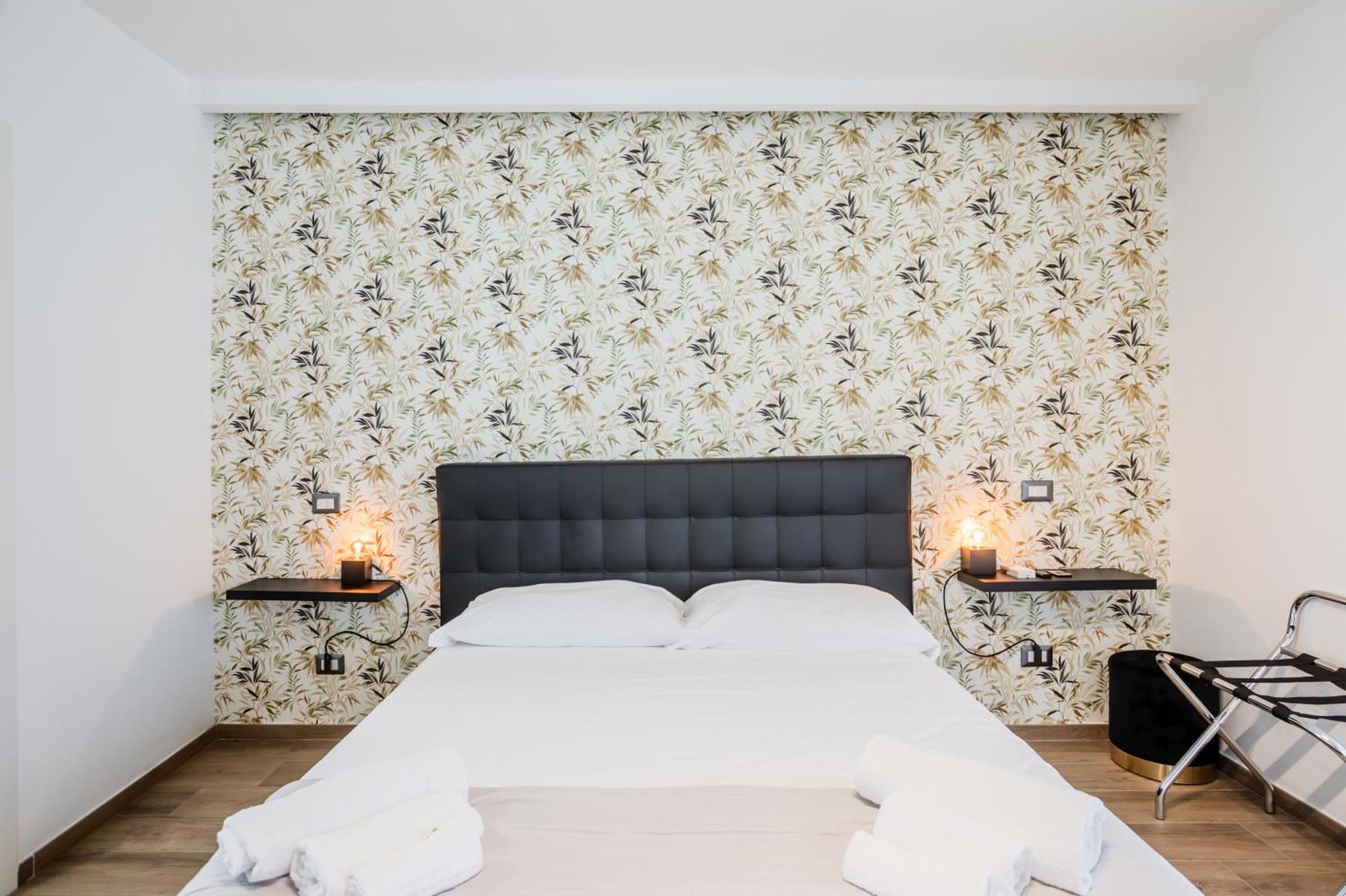 Pietramare Luxury Suites Bari Dış mekan fotoğraf